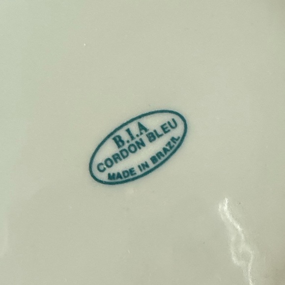 Cordon Bleu B.I.A Classic White (Smooth) Teapot with Lid excellent condition - Picture 8 of 8